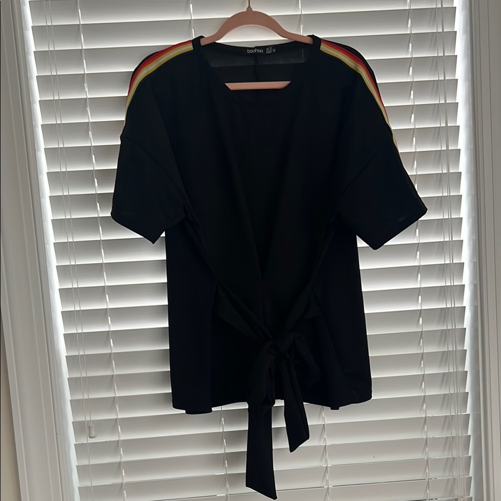 Boohoo Black Tie Front Short Sleeve Blouse